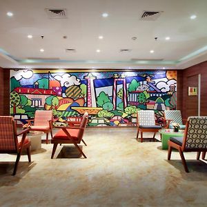 Maxonehotels.Com At Pemuda